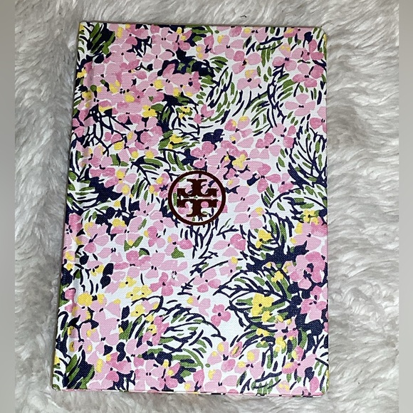 Tory Burch Pink Floral Green dairy book - Picture 1 of 3